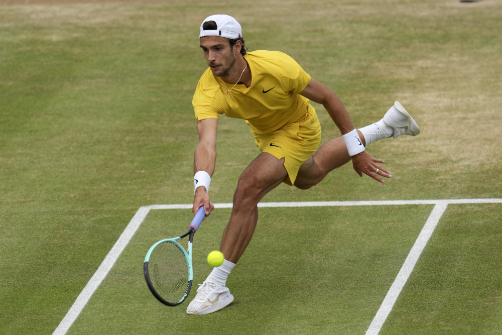 以便在比赛 以便在比赛