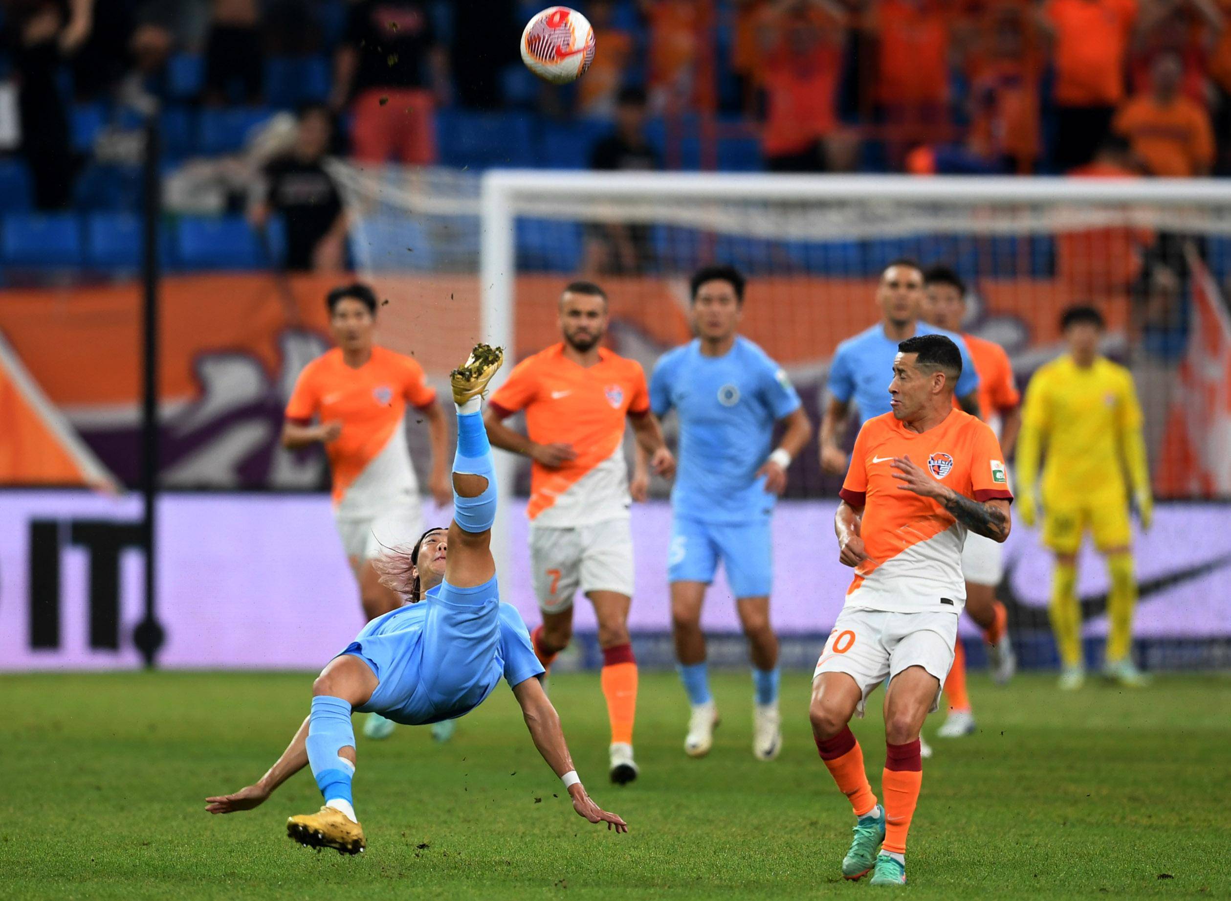 下两记进攻 下两记进攻