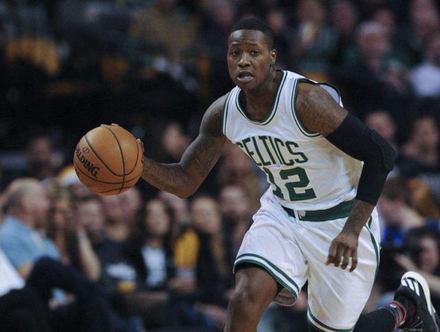 会在季前赛 会在季前赛